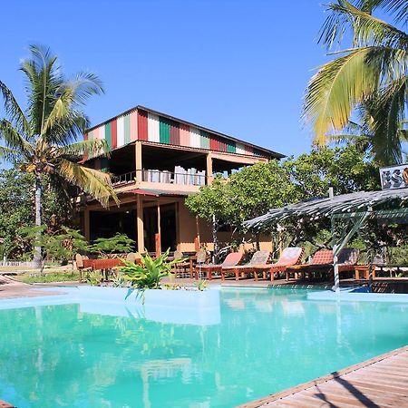 Mozambeat Motel Praia do Praia do Tofo Екстериор снимка
