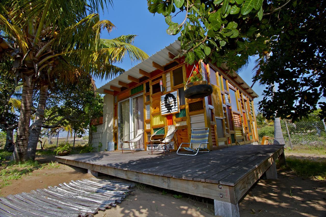 Mozambeat Motel Praia do Praia do Tofo Стая снимка