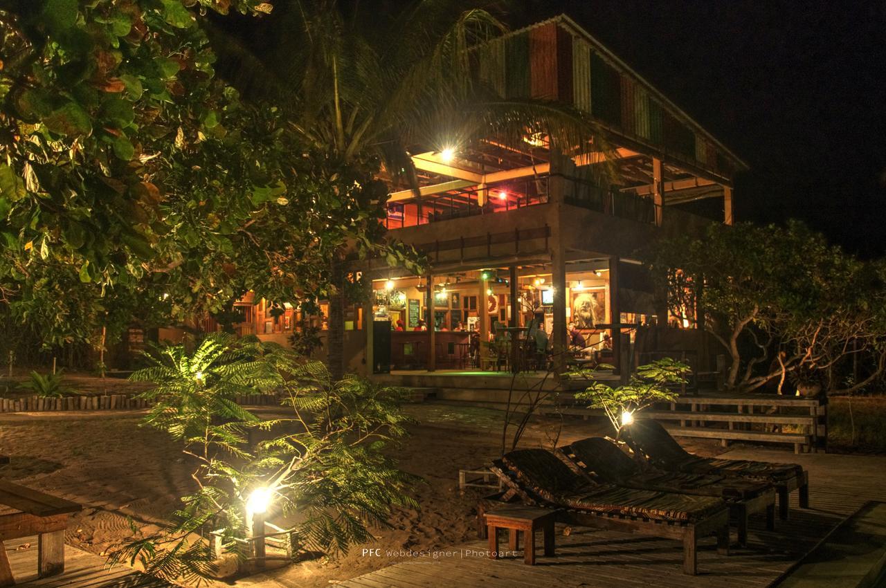 Mozambeat Motel Praia do Praia do Tofo Екстериор снимка